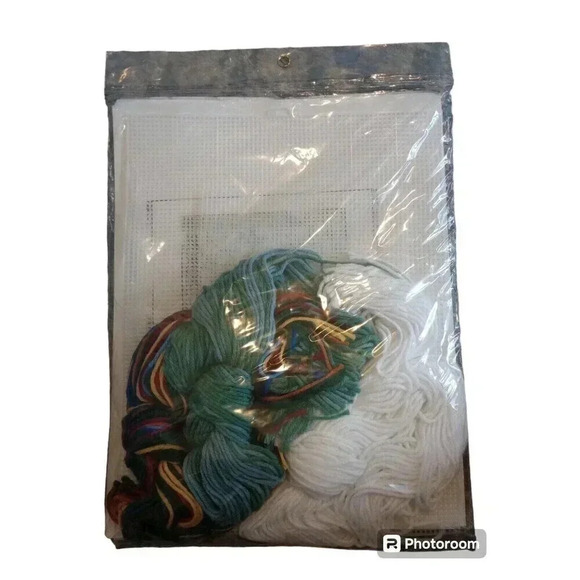 Bucilla Plastic Canvas Kit 'Gaggle of Geese' Draftstop Wall Hanging Sealed 1990 - Picture 2 of 2